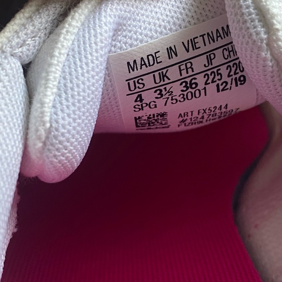 Girls Adidas Grand Court Tennis Shoes - Picture 3 of 10